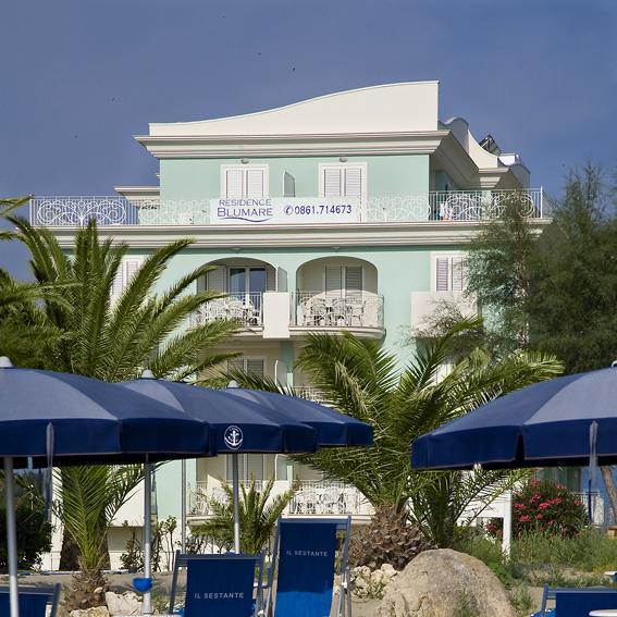Residence Blumare Martinsicuro Bagian luar foto